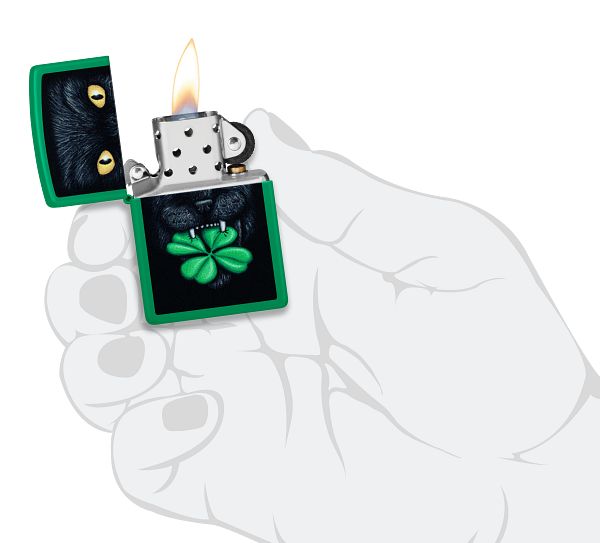 Zippo Lucky Cat Clover Design